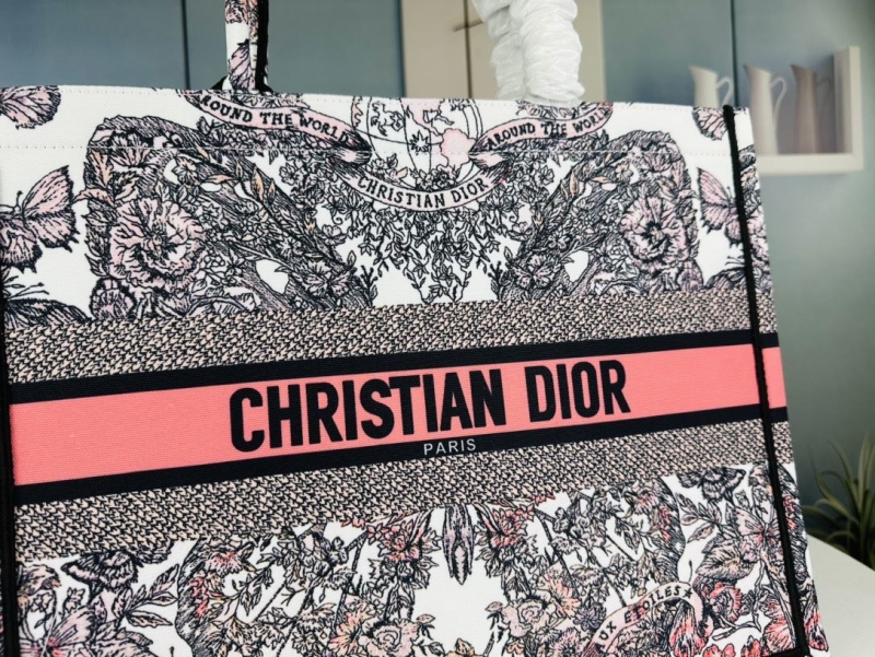 Dior Shopping Bags